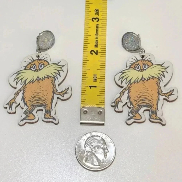 The Lorax Book Teacher Reading Librarian School Die Cut Wood Earrings New NWT - Picture 3 of 3